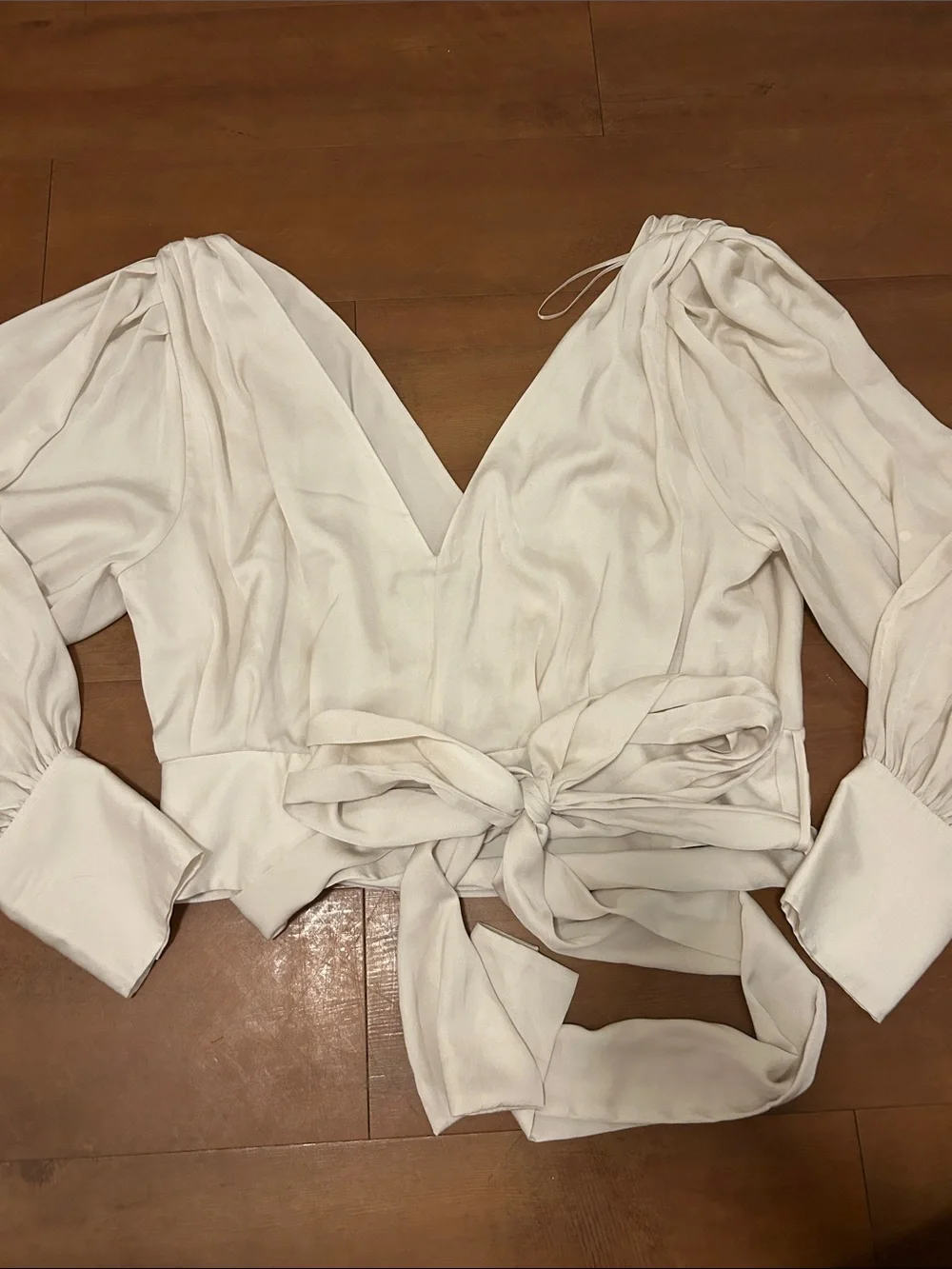 Banana Republic Cream V-Neck wrap Puff Sleeve Blouse